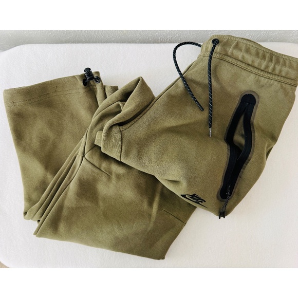 Nike Sportswear Tech Fleece Mens Green Pants, XS - Picture 3 of 8